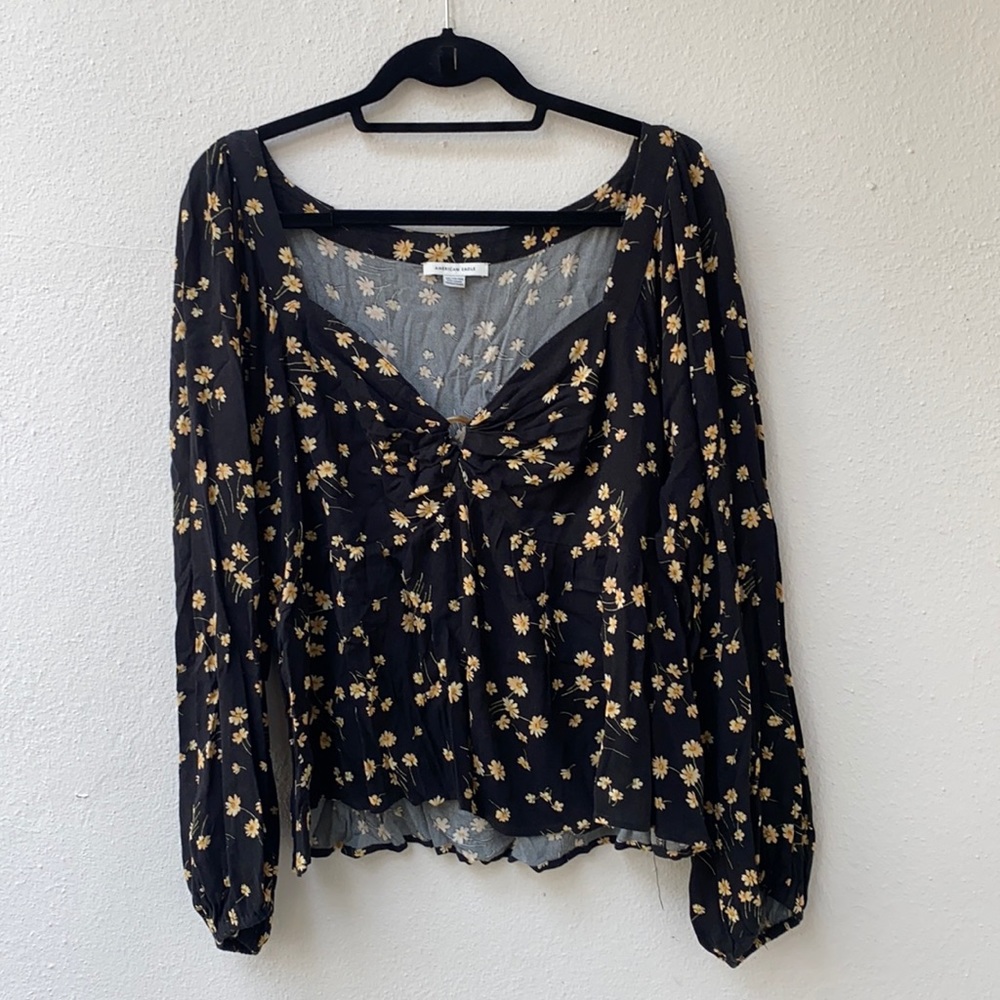 American Eagle Cropped Long Sleeve Blouse